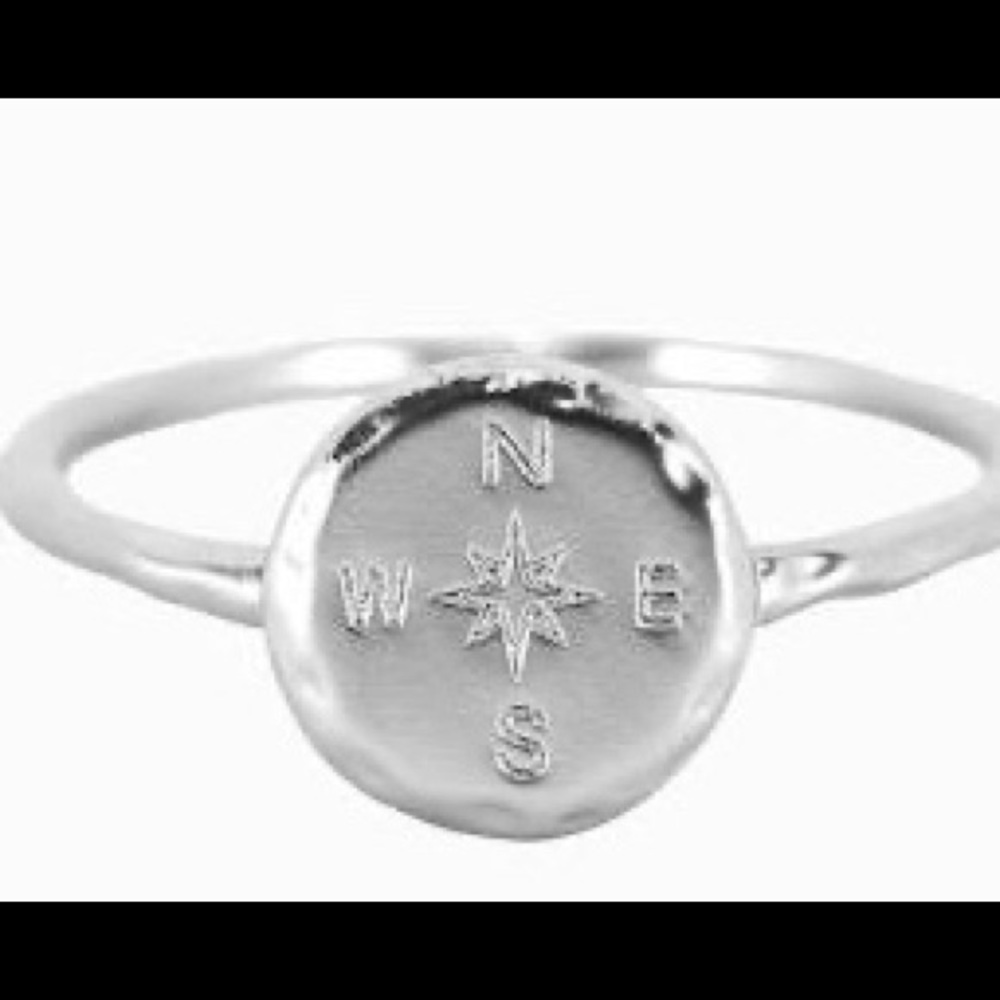 Compass coin ring new never worn